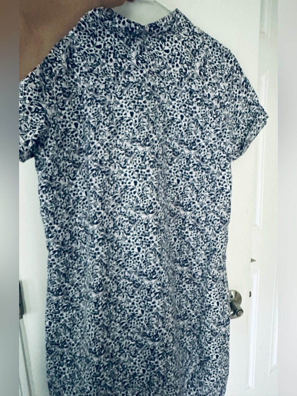 Garnet Hill Linen Relaxed Popover Shirt Dress Floral Blue Medium Like New - Picture 3 of 5